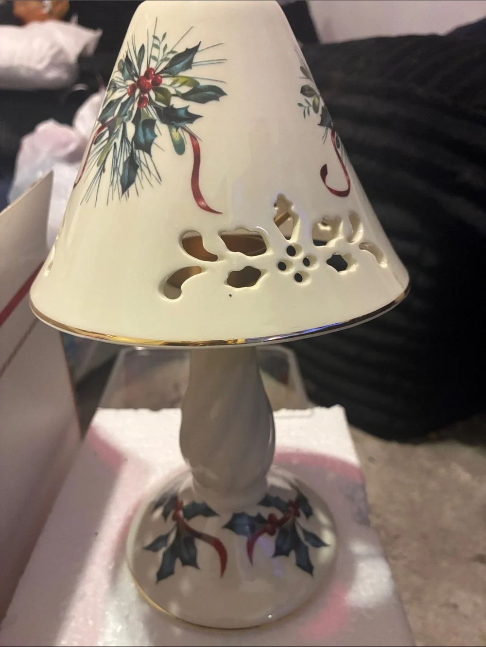 Lenox White Ceramic Holiday Lamp with Red Cardinal and Gold Accents